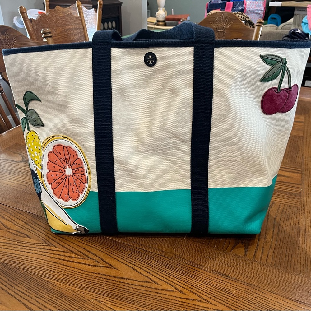 Tory Burch Penn Appliqué XL Canvas Tote Bag
